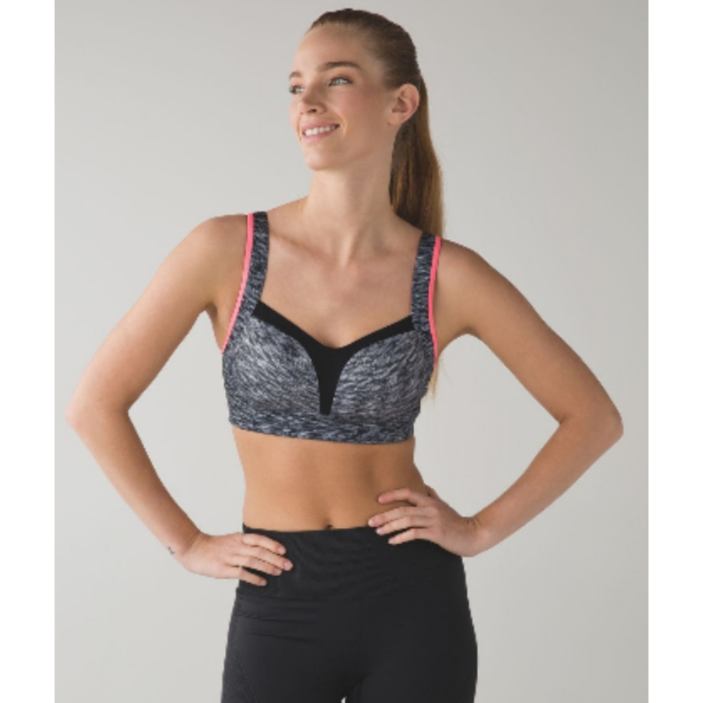 Lululemon Ta Ta Tamer III Dramatic Static Flash